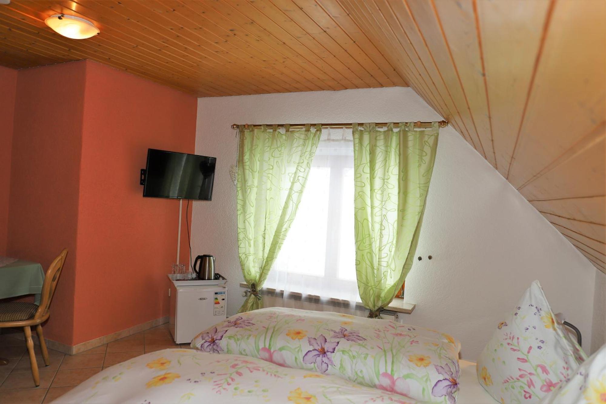 Gaestehaus Willaringen Rickenbach  الغرفة الصورة